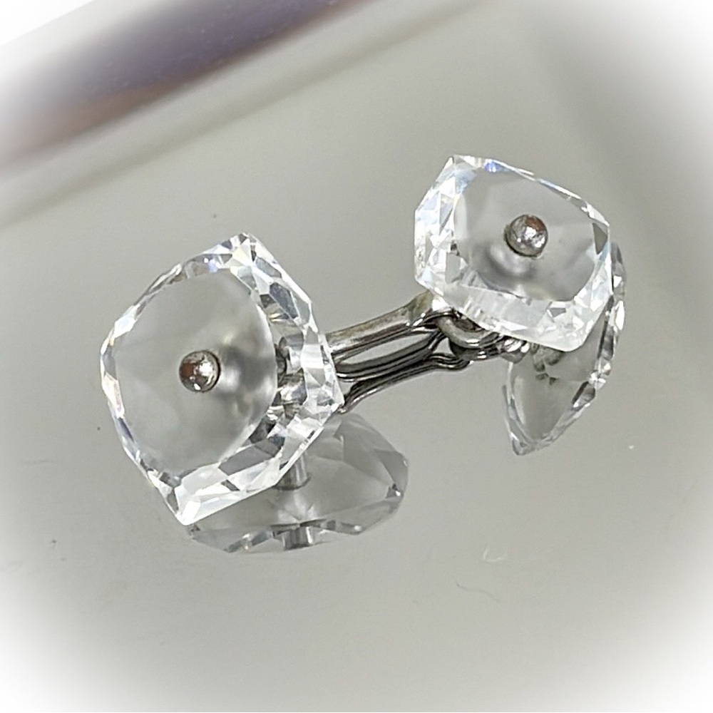 💕Beautiful Vintage Crystal Cufflink Single💕